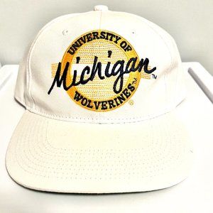 University of Michigan Snapback Hat - MICHIGAN' CIRCLE DESIGN